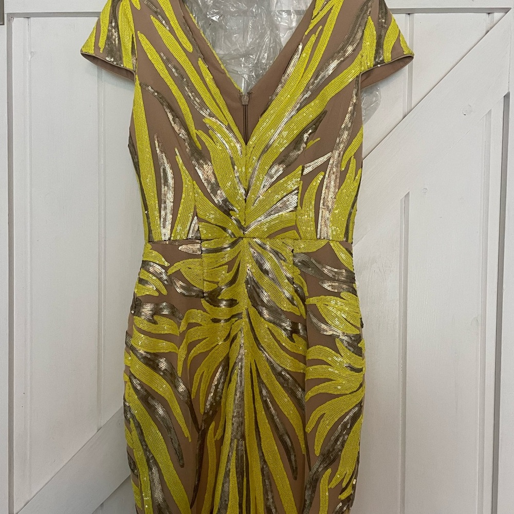 Only worn once! The quality is perfection! This dress is in mint condition!!!